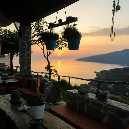 Appartement Panoramma Hause, Kampos Evdilou,Ikaria à Evdilos  Extérieur photo